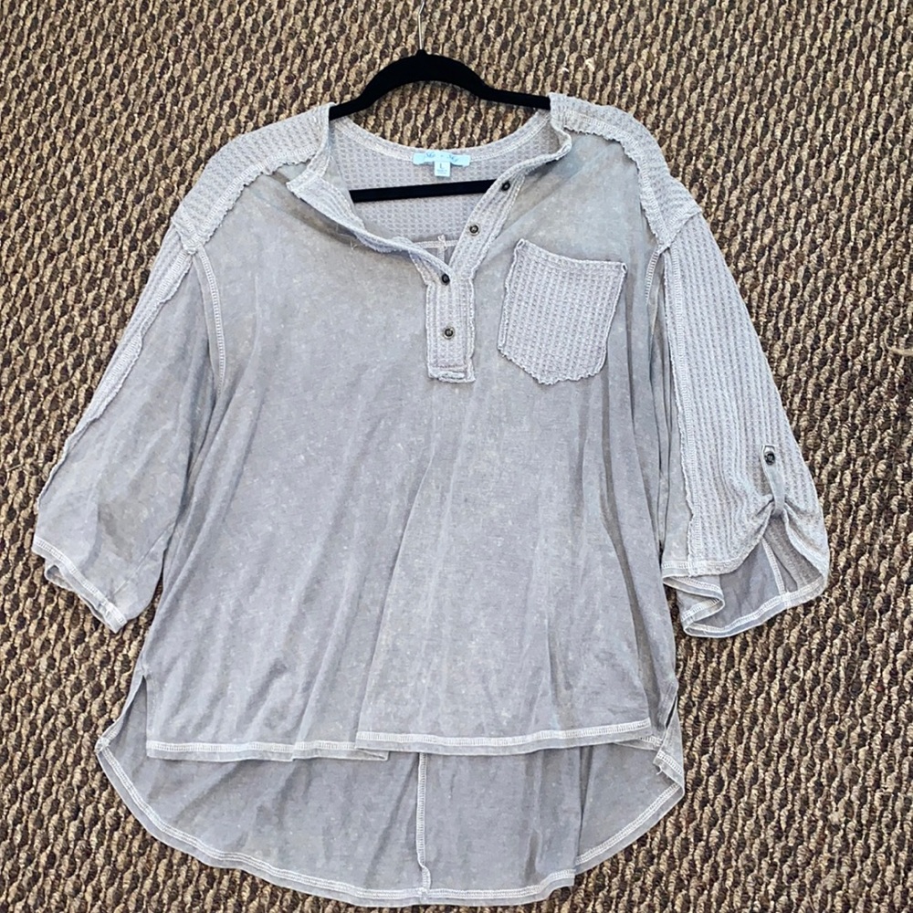 Women’s large top